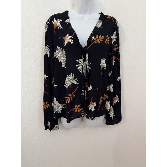 Cupcakes and Cashmere Blouse Floral Navy Blue V Neck Bell Sleeve Office Size M - Picture 1 of 6